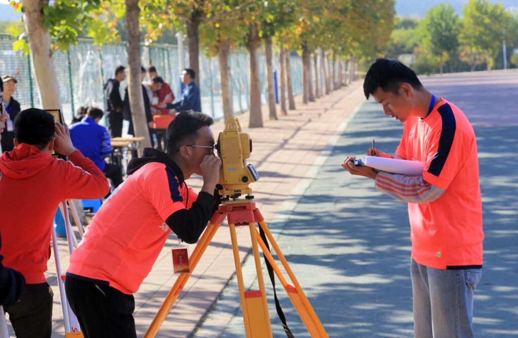 大学和学院的区别_大学学院怎么选