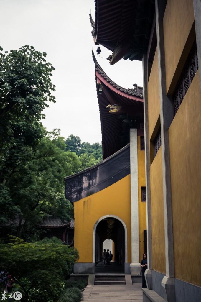 济公在哪座寺庙出家_寺庙简介风景