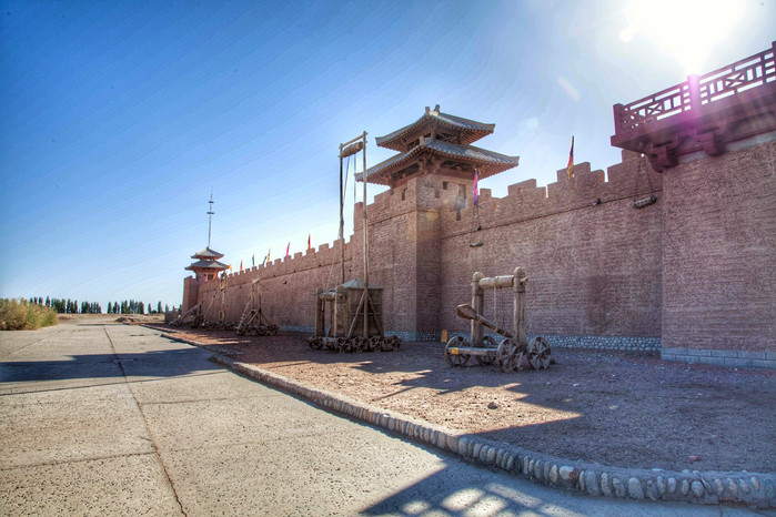 阳关属于哪个省，建设背景建筑特色